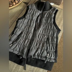 Calvin Klein Vest